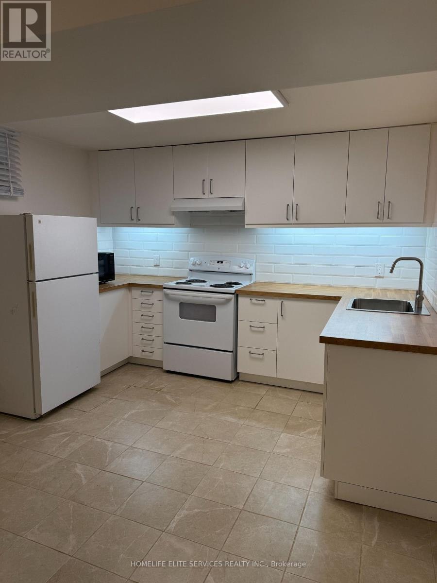 32 Heaver Drive, Whitby, ON, L1N 8X2 - 4
