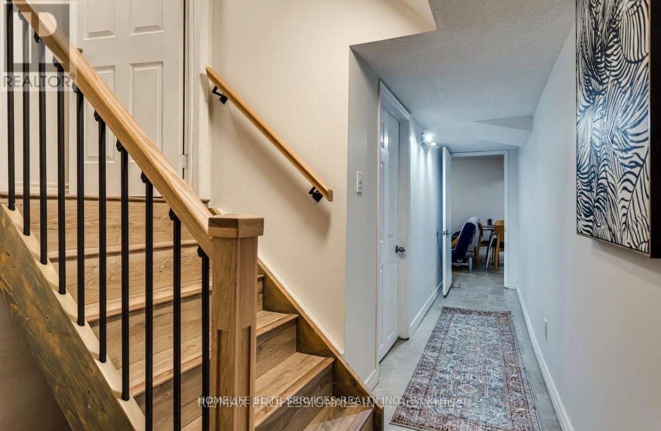 32 Heaver Drive, Whitby, ON, L1N 8X2