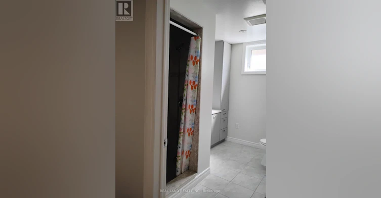 BASEMENT-190 Hillsview Drive N, Richmond Hill, ON, L4C 1T2 - 9