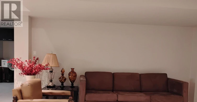 BASEMENT-190 Hillsview Drive N, Richmond Hill, ON, L4C 1T2 - 2