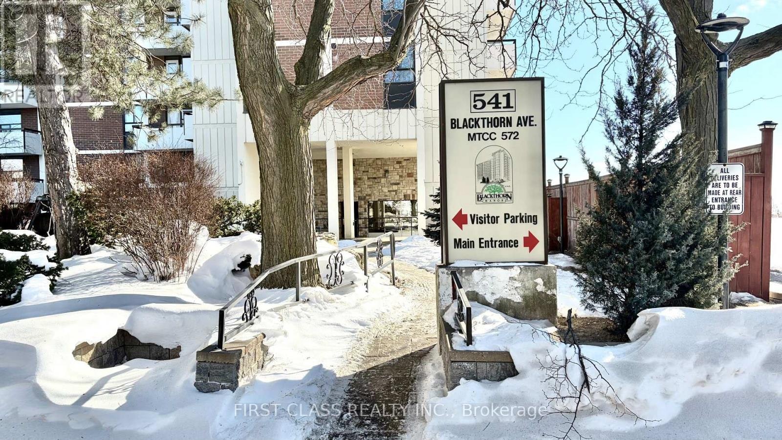 1415-541 Blackthorn Avenue, Toronto, ON, M6M 5A6 - 4