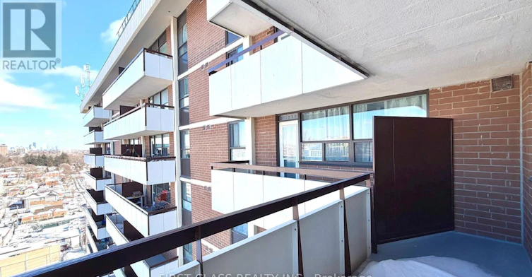 1415-541 Blackthorn Avenue, Toronto, ON, M6M 5A6 - 31