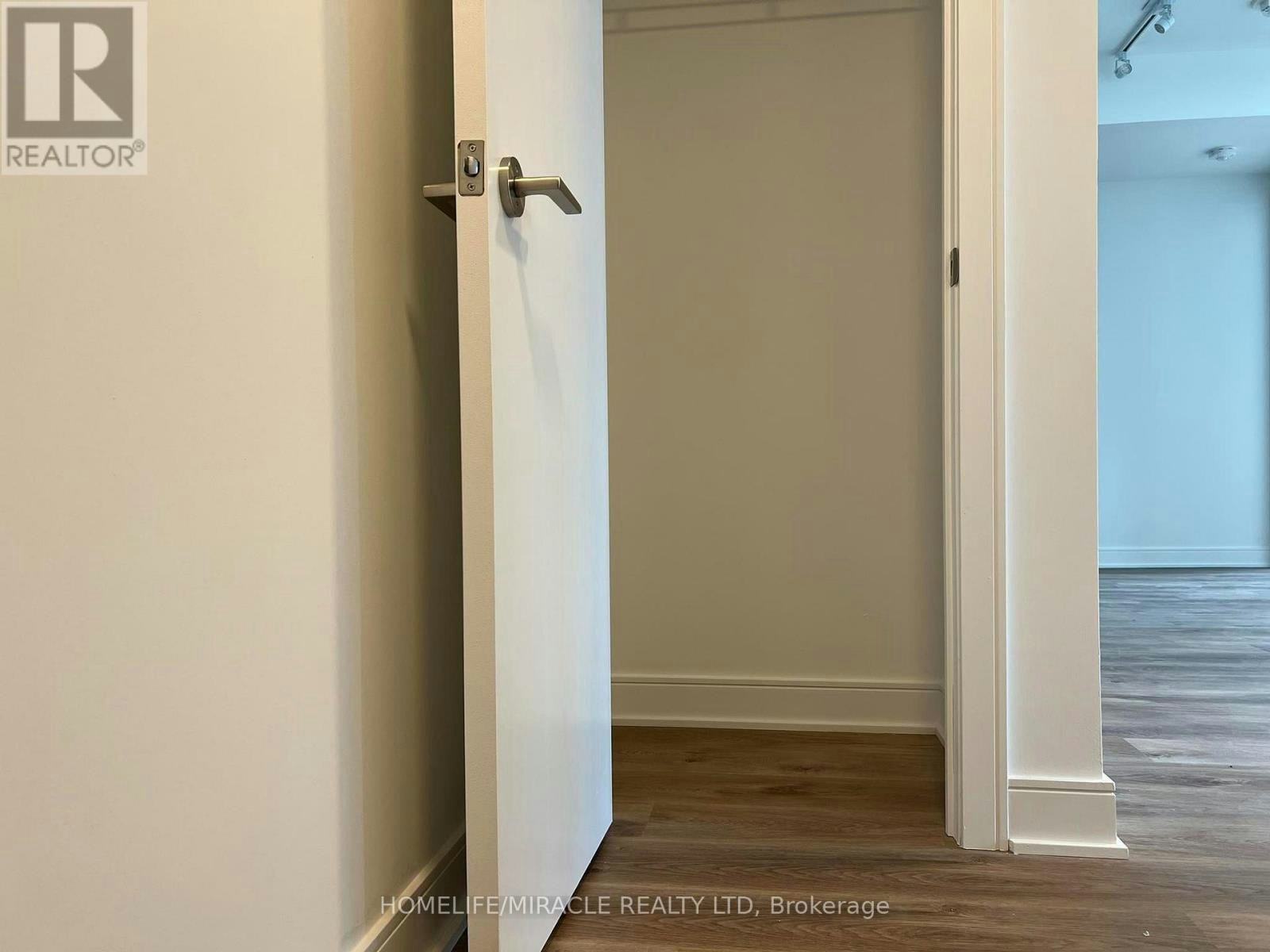 1603-86 Dundas Street E, Mississauga, ON, L5A 1W4 - 14