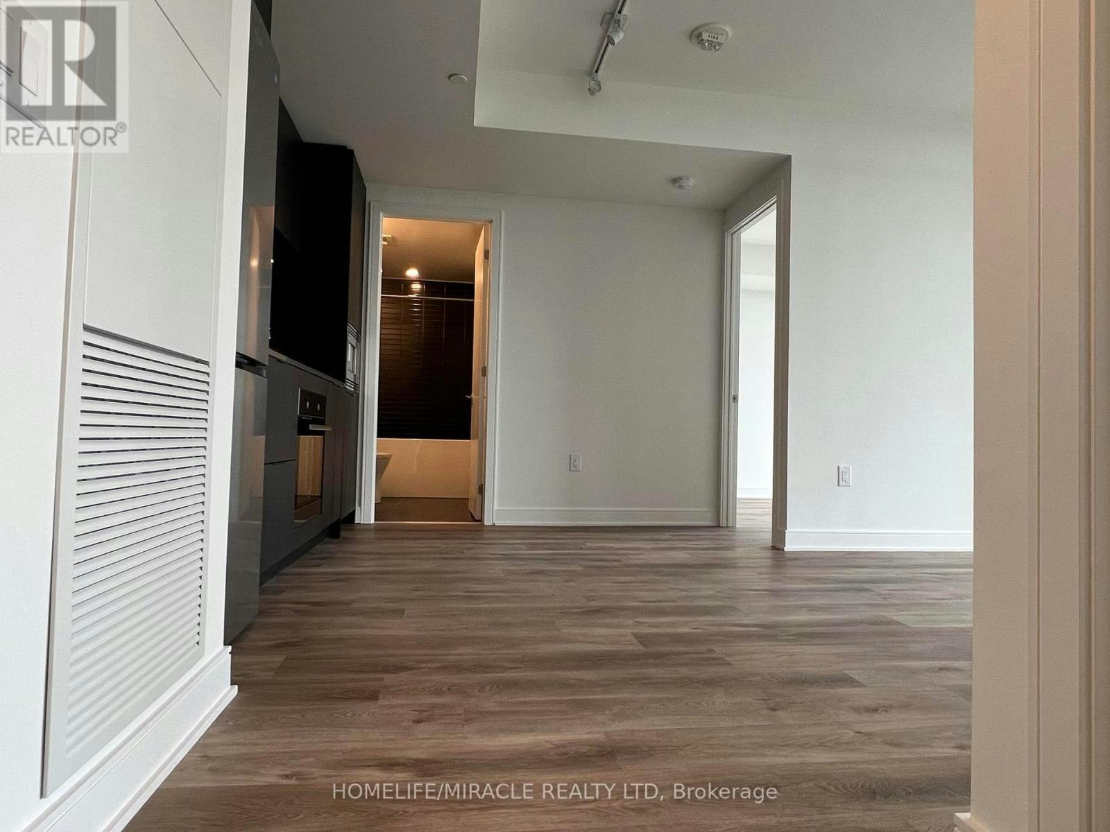 1603-86 Dundas Street E, Mississauga, ON, L5A 1W4 - 4