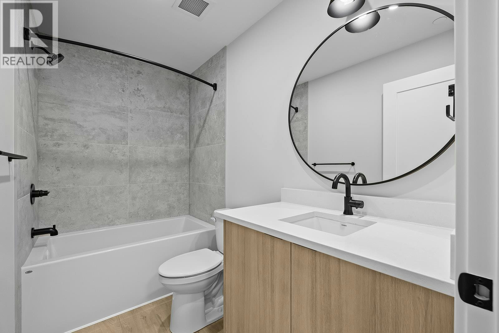 301-75 Predator Ridge Drive, Vernon, BC, V1H 1G4 - 26