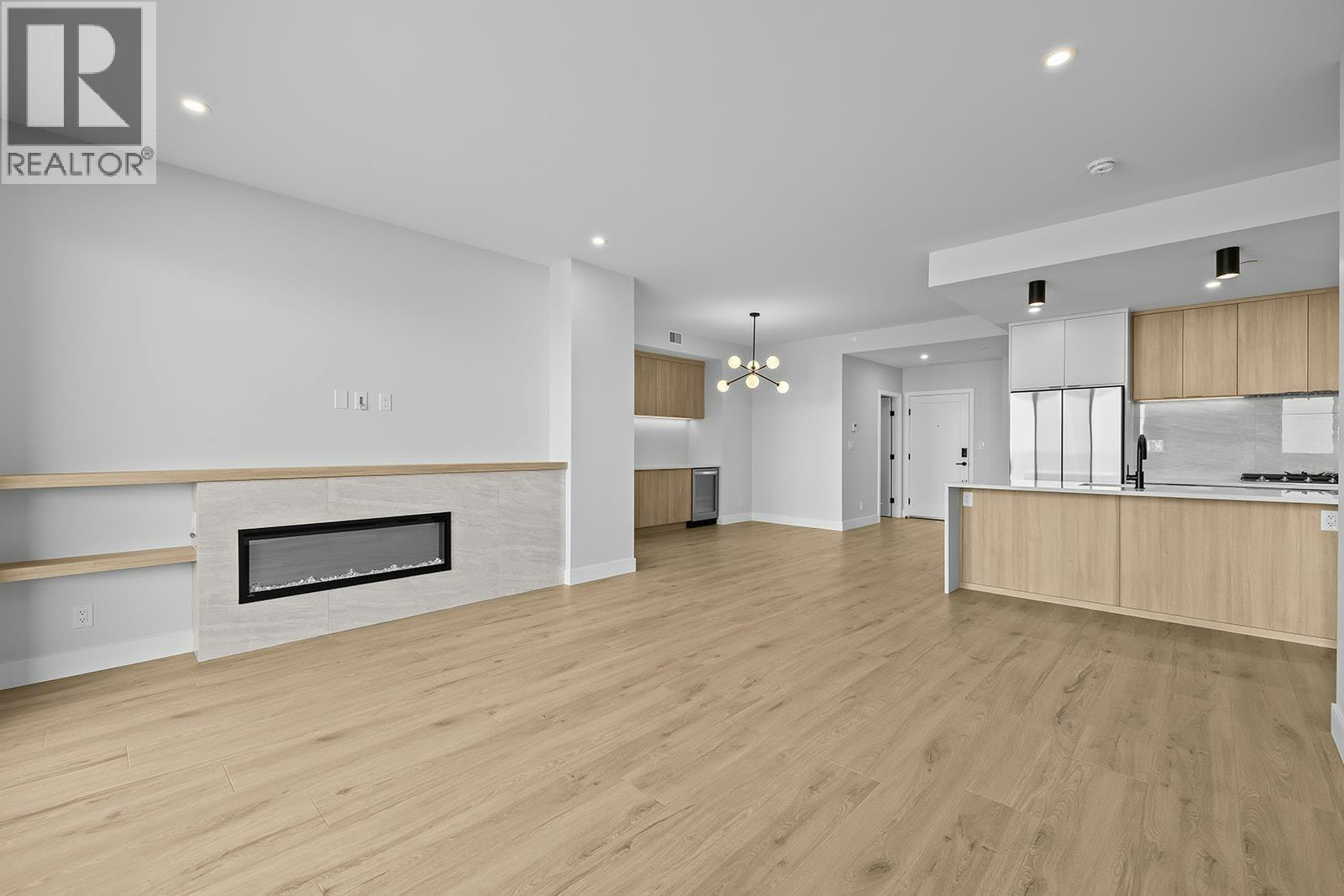 301-75 Predator Ridge Drive, Vernon, BC, V1H 1G4 - 13