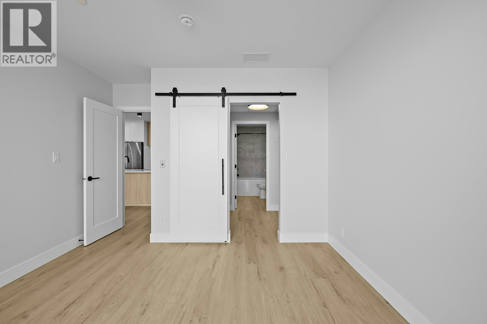 301-75 Predator Ridge Drive, Vernon, BC, V1H 1G4 - 24