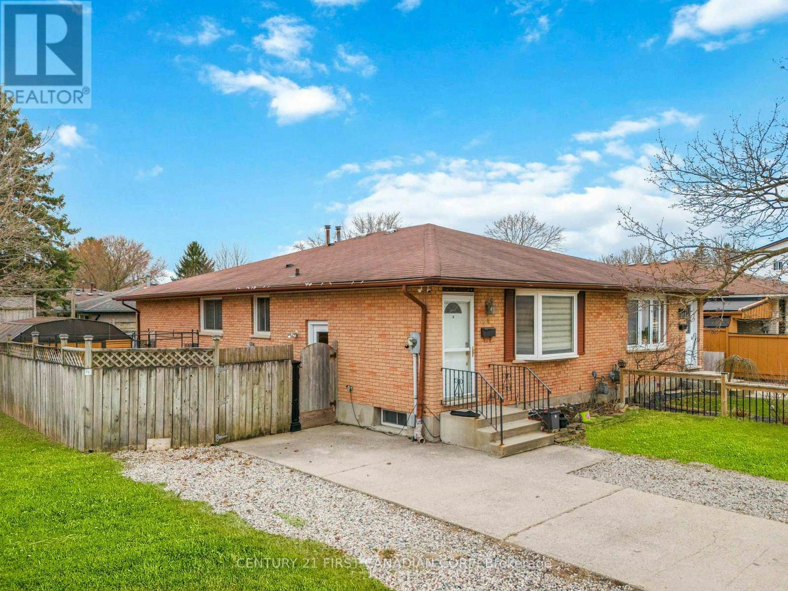 54 Brennan Drive N, Strathroy, ON, N7G 3S3