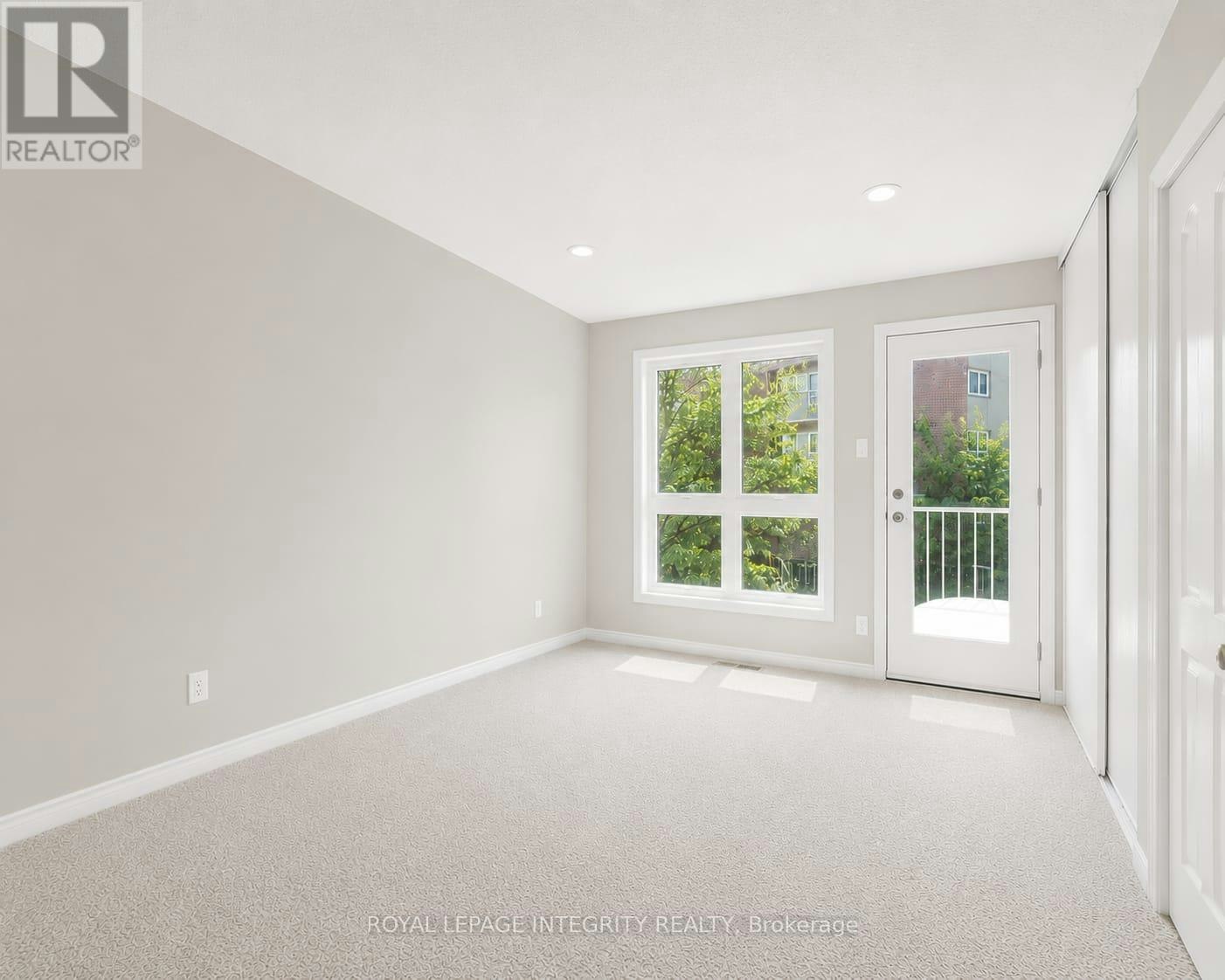 21-1660 Locksley Lane, Ottawa, ON, K1J 1B6 - 12