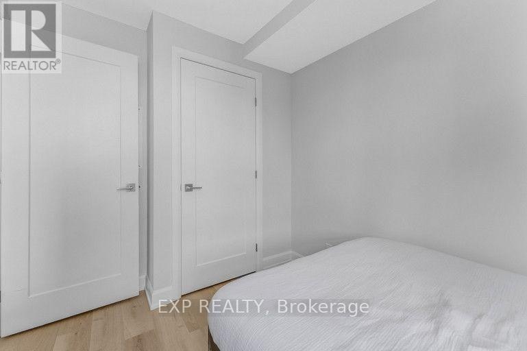 201-658 Somerset Street W, Ottawa, ON, K1R 5K4 - 12