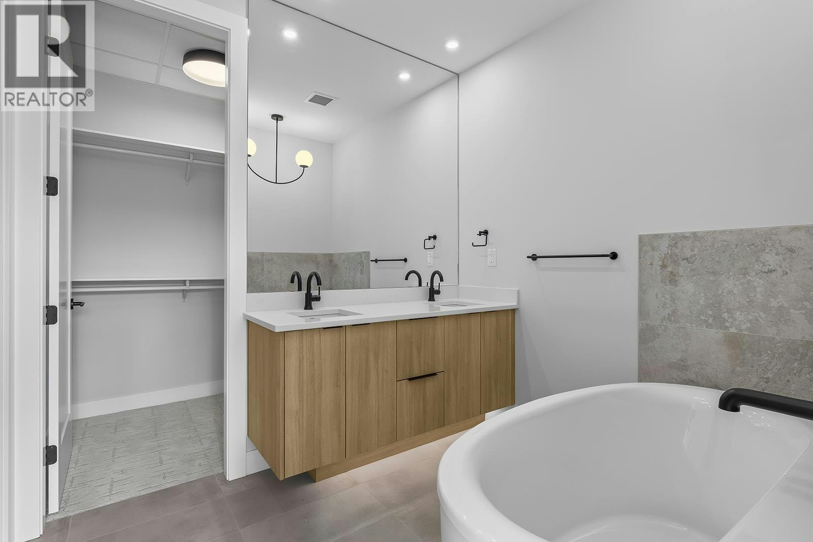 205-75 Predator Ridge Drive, Vernon, BC, V1H 1G4 - 27