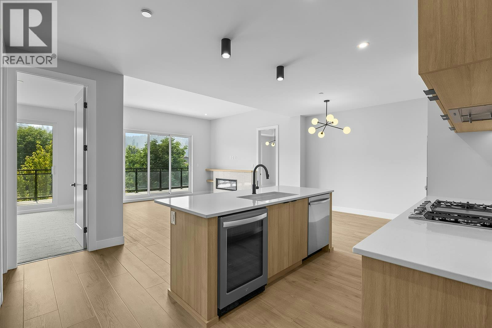205-75 Predator Ridge Drive, Vernon, BC, V1H 1G4