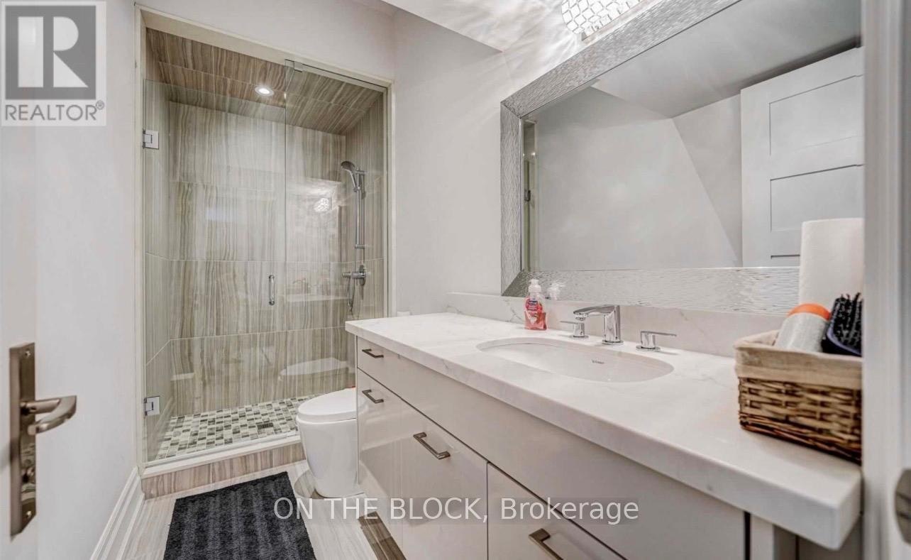 408 Connaught Avenue, Toronto, ON, M2R 2M2 - 26