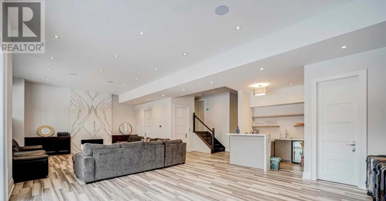 408 Connaught Avenue, Toronto, ON, M2R 2M2 - 23