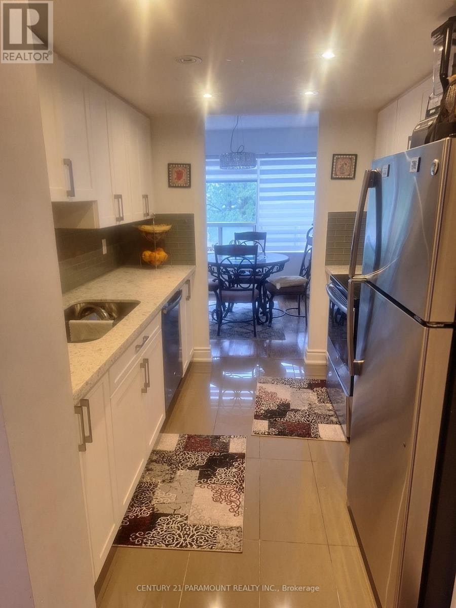 404-325 Webb Drive N, Mississauga, ON, L5B 3Z9 - 2
