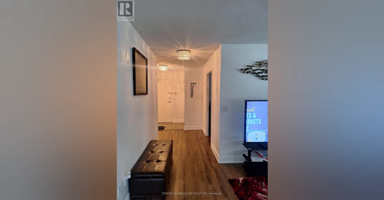 404-325 Webb Drive N, Mississauga, ON, L5B 3Z9