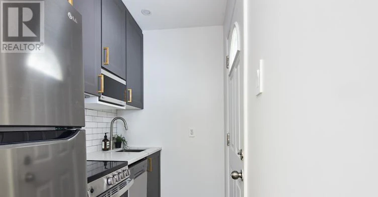 C-331 Catherine Street, Ottawa, ON, K1R 5T4 - 5