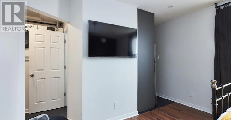 C-331 Catherine Street, Ottawa, ON, K1R 5T4 - 4