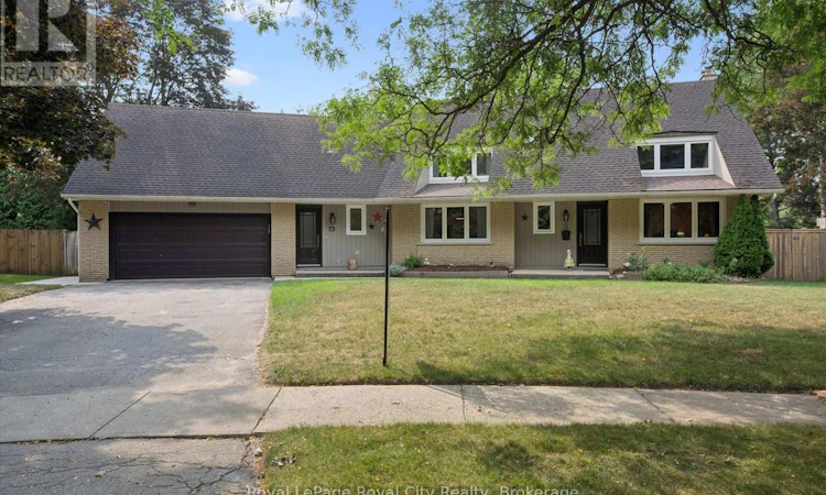 8 Berkley Place