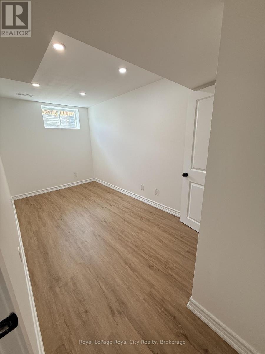 34 John Brabson Crescent, Guelph, ON, N1G 0G5 - 5