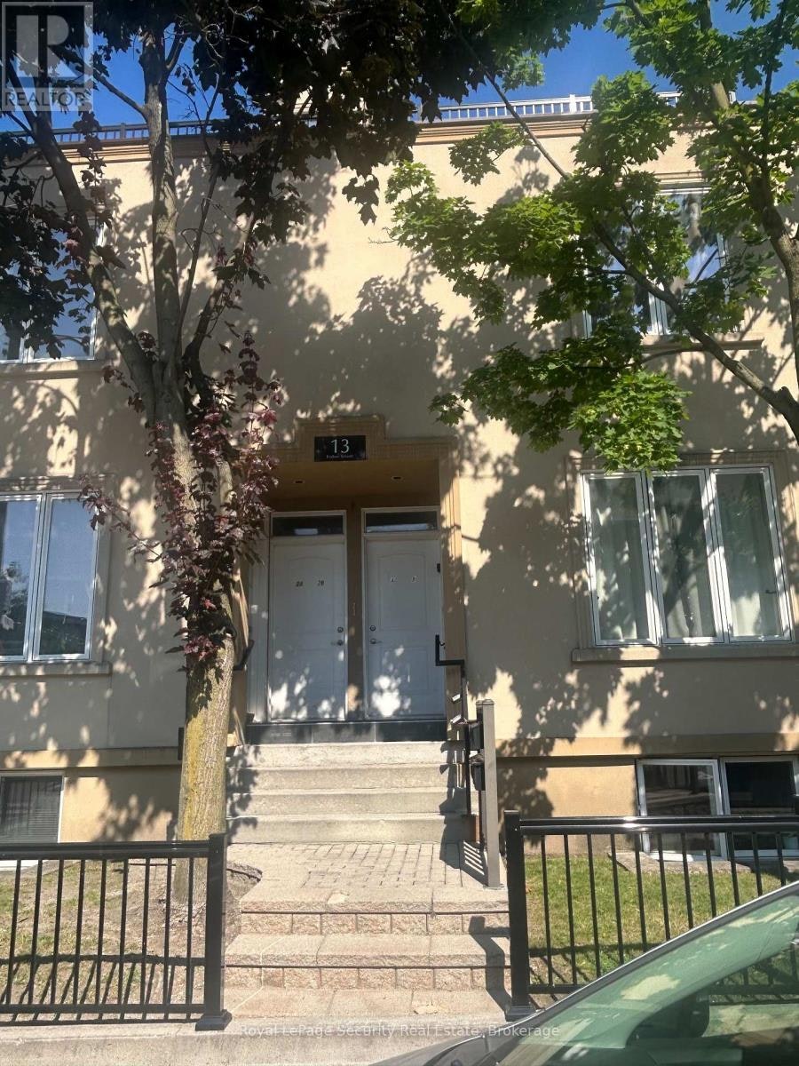 B-13 Fisher Street, Toronto, ON, M6K 1V7 - 4