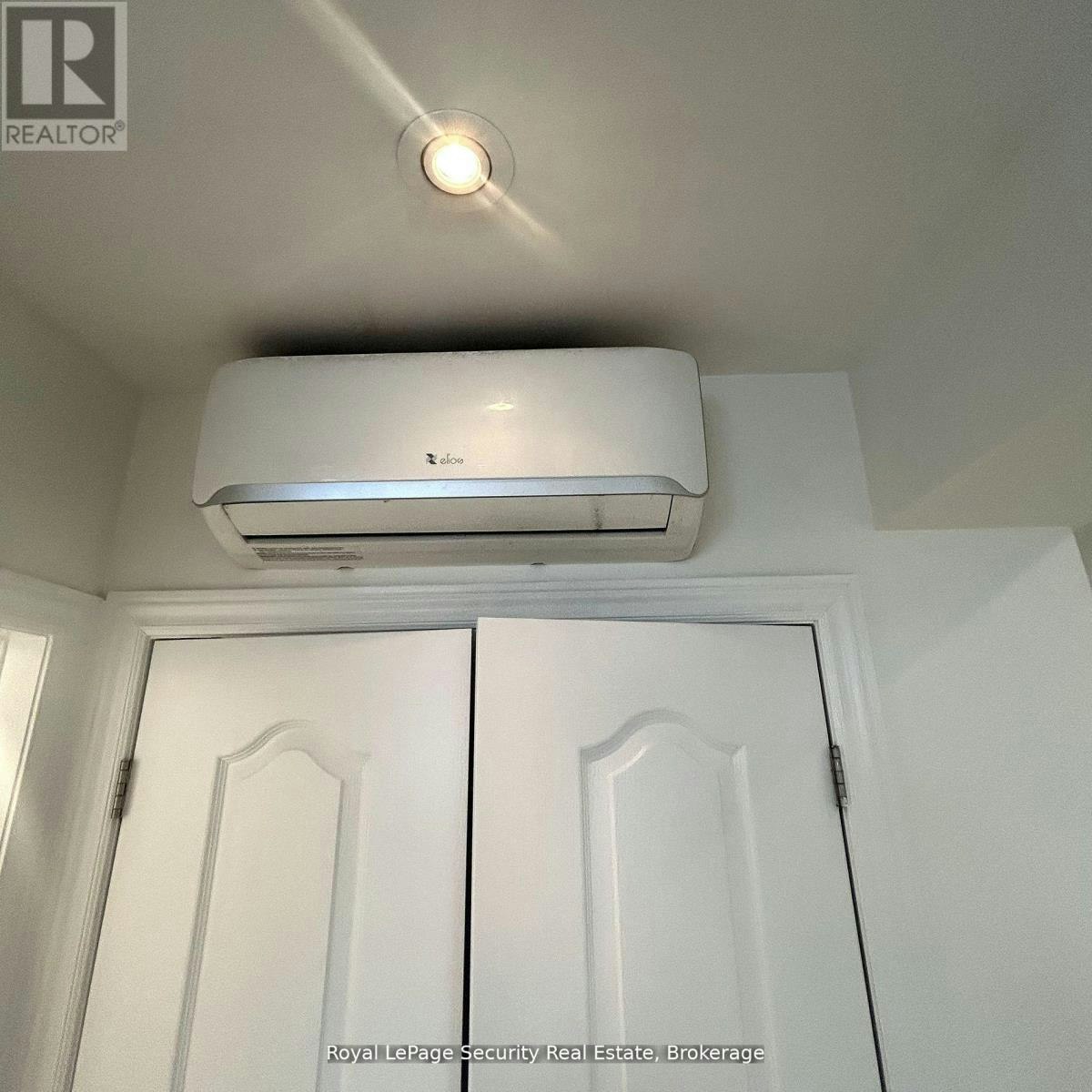 B-13 Fisher Street, Toronto, ON, M6K 1V7 - 23