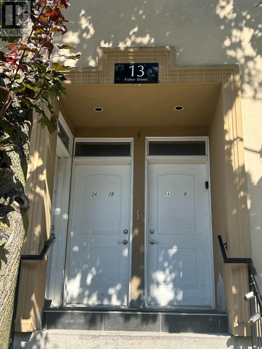 B-13 Fisher Street, Toronto, ON, M6K 1V7 - 5