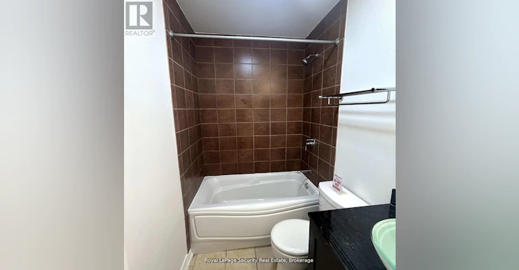 B-13 Fisher Street, Toronto, ON, M6K 1V7 - 19