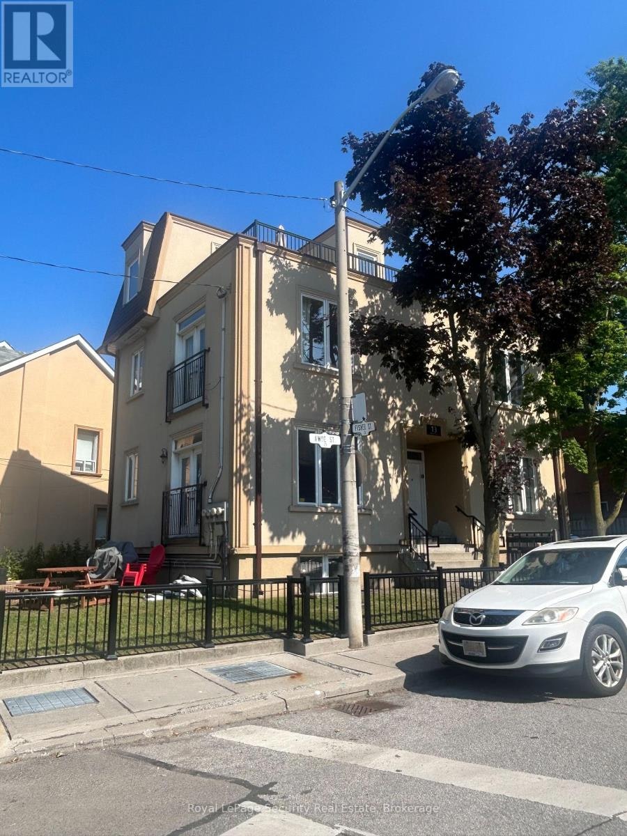 B-13 Fisher Street, Toronto, ON, M6K 1V7