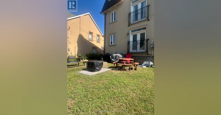 B-13 Fisher Street, Toronto, ON, M6K 1V7 - 6