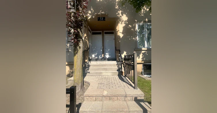 B-13 Fisher Street, Toronto, ON, M6K 1V7 - 3