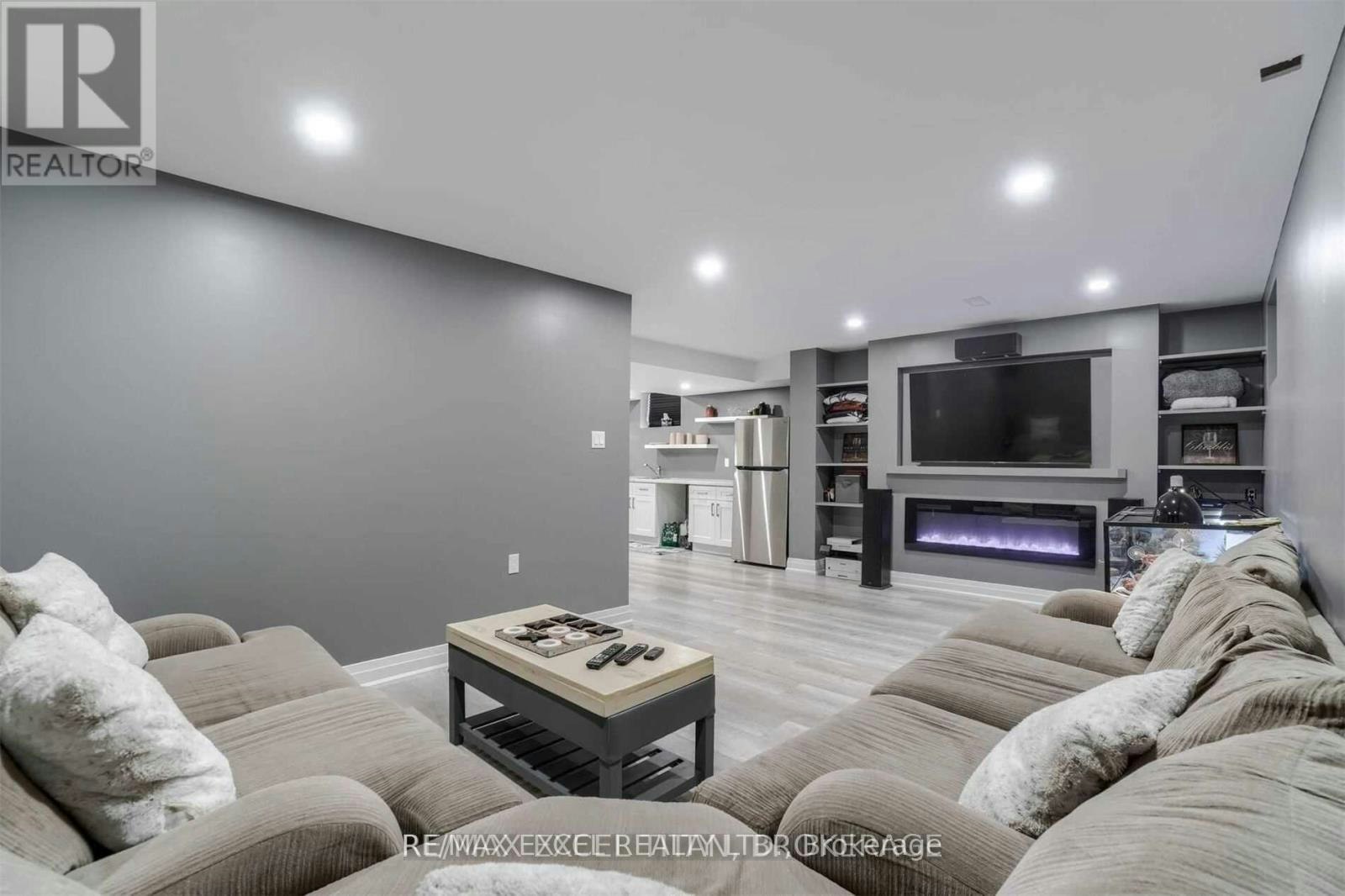 10 Pondmede Crescent, Whitchurch-Stouffville, ON, L4A 0E2 - 18