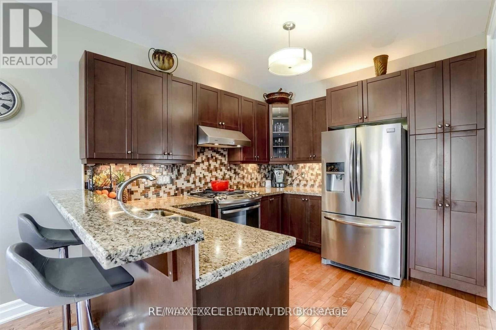 10 Pondmede Crescent, Whitchurch-Stouffville, ON, L4A 0E2 - 8