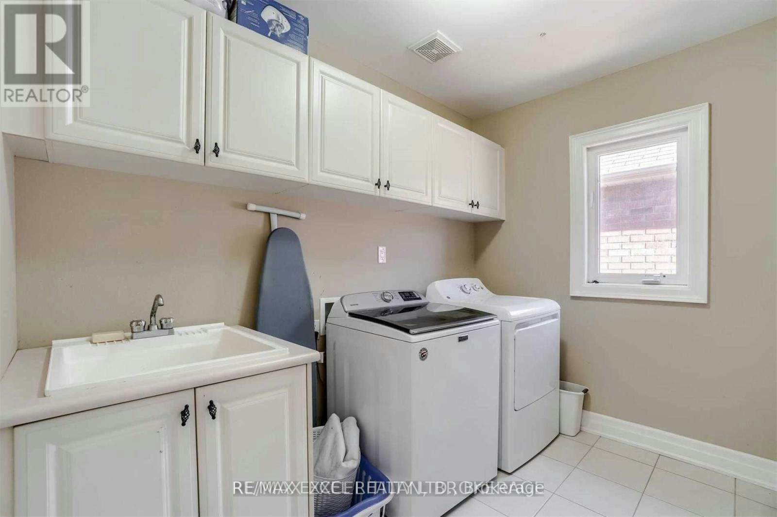 10 Pondmede Crescent, Whitchurch-Stouffville, ON, L4A 0E2 - 16