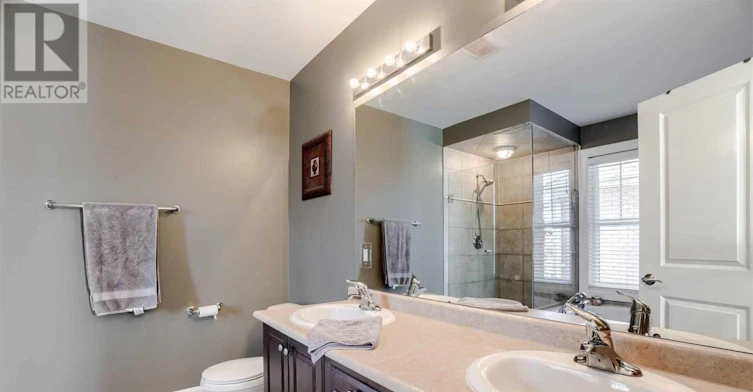 10 Pondmede Crescent, Whitchurch-Stouffville, ON, L4A 0E2 - 10