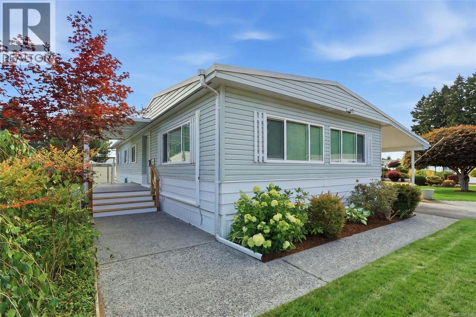 4-6325 Metral Drive - 3
