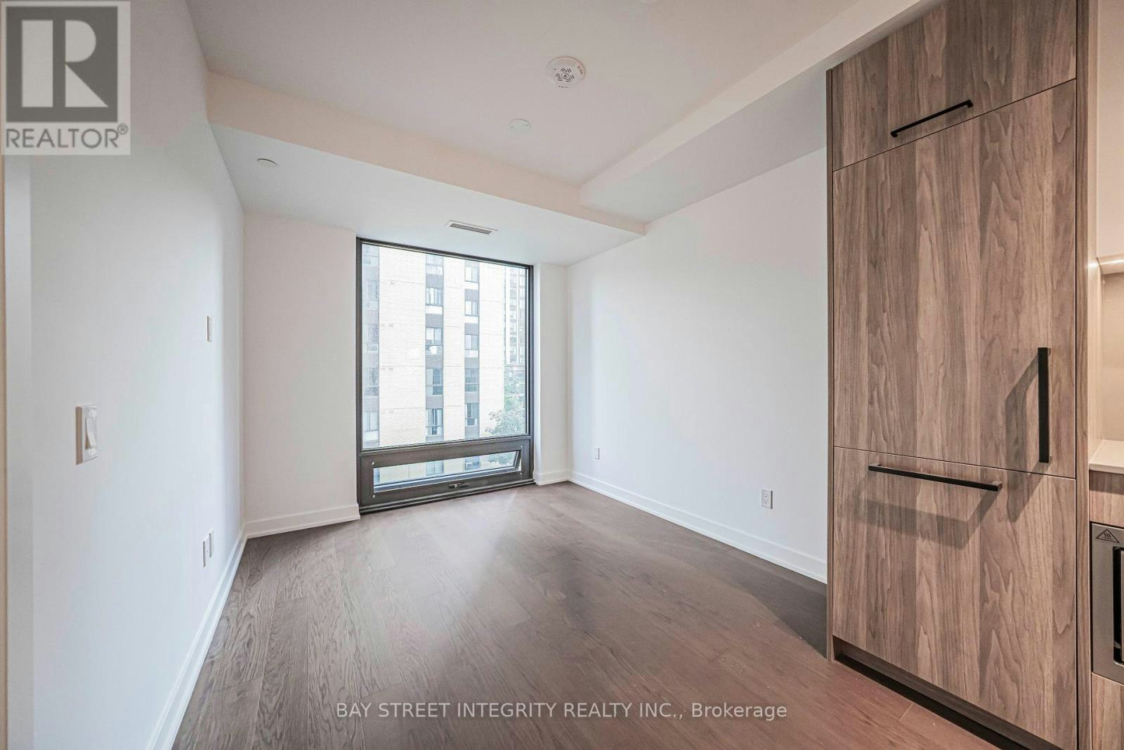 702-91 Montclair Avenue, Toronto, ON, M5P 0B1 - 9
