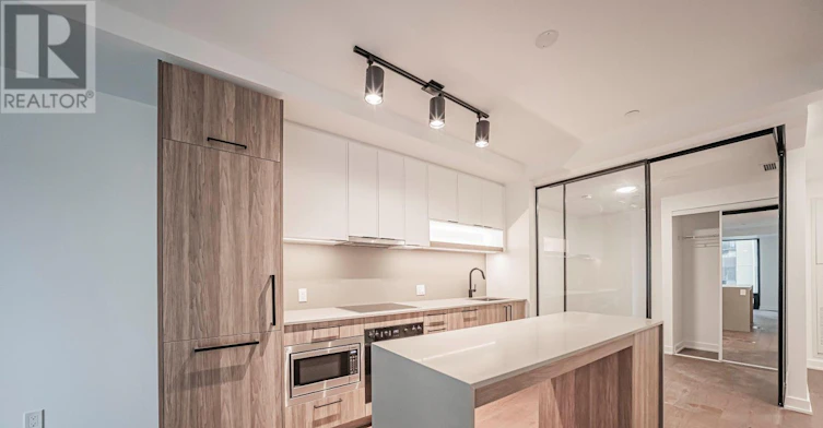 702-91 Montclair Avenue, Toronto, ON, M5P 0B1 - 6