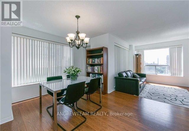 1406-887 Bay Street, Toronto, ON, M5S 3K4 - 3