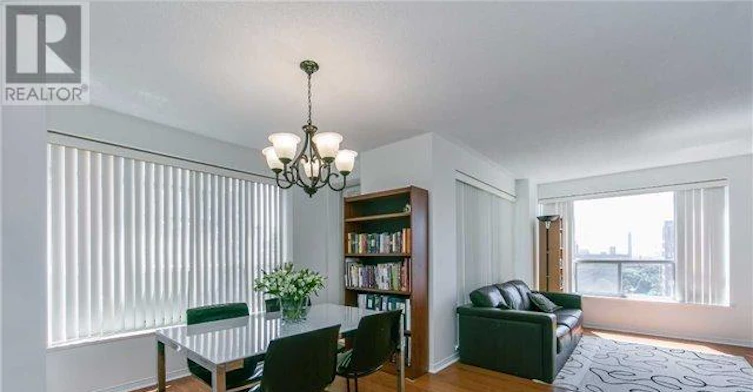 1406-887 Bay Street, Toronto, ON, M5S 3K4 - 3