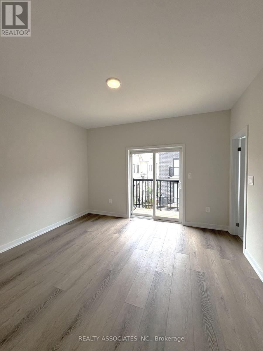 21 Agnes Lane, Richmond Hill, ON, L4B 0J4 - 3