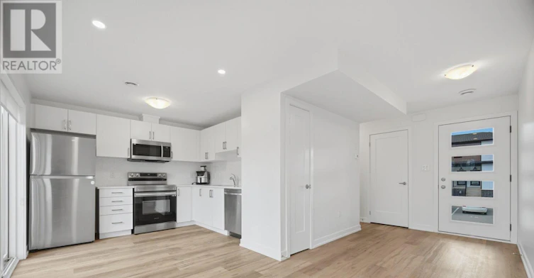 321-4263 Fourth Avenue, Niagara Falls, ON, L2E 0C2 - 11