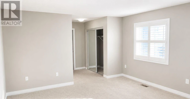 240 Ridge Road, Cambridge, ON, N3E 0C2 - 4