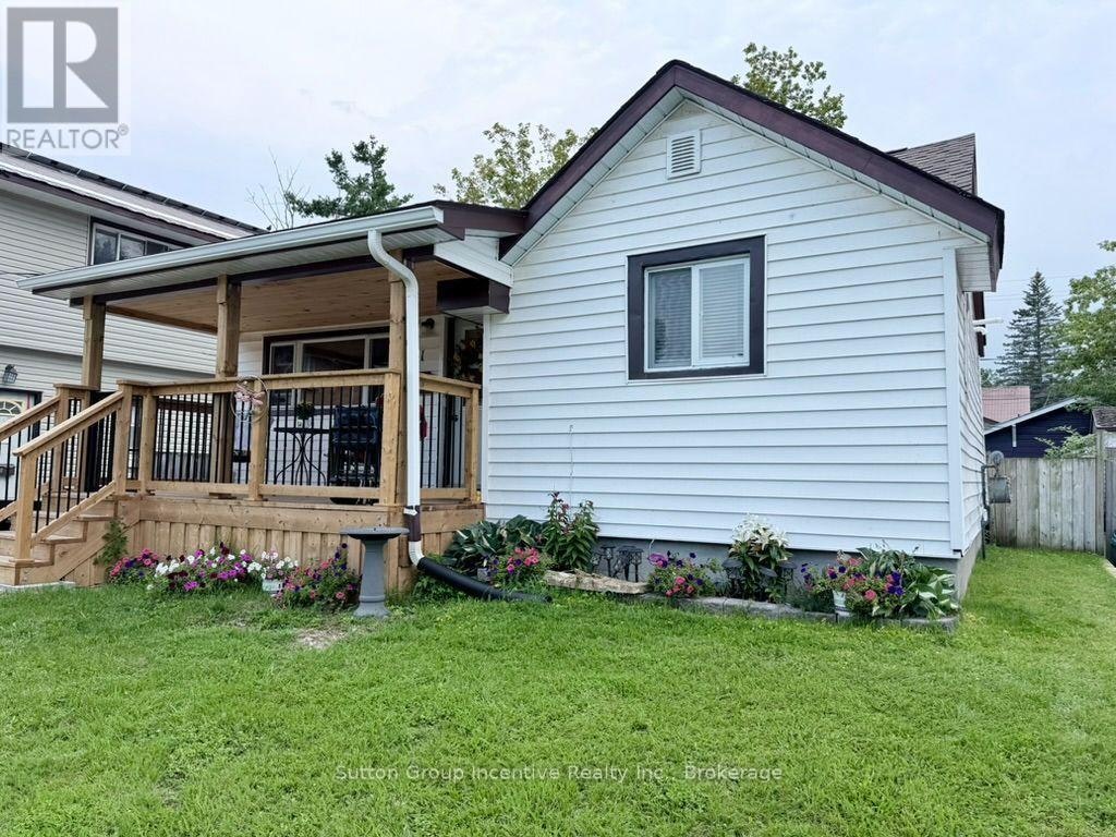 341 Saint Jean Street, Orillia, ON, L3V 4L6