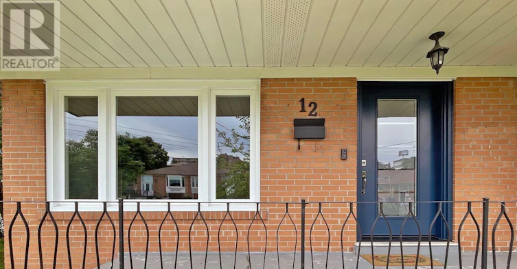 12 Pinebrook Avenue, Toronto, ON, M4A 1Y9