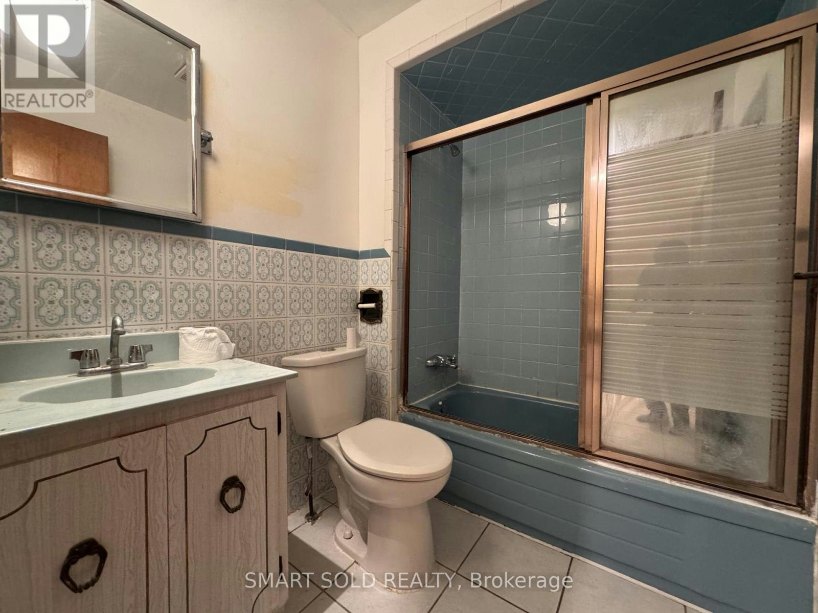 243 Shawnee Circle, Toronto, ON, M2H 2Y3 - 8