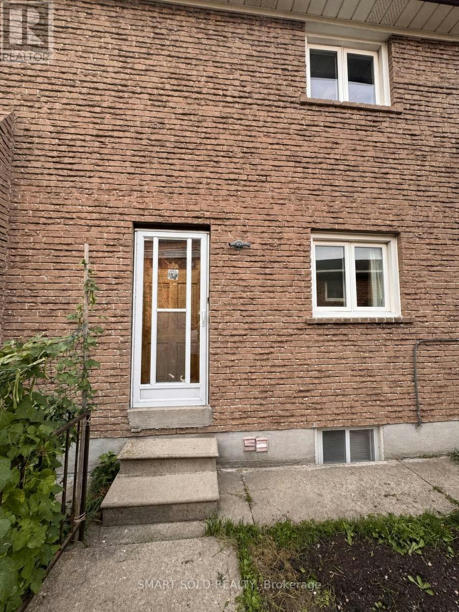 243 Shawnee Circle, Toronto, ON, M2H 2Y3 - 3