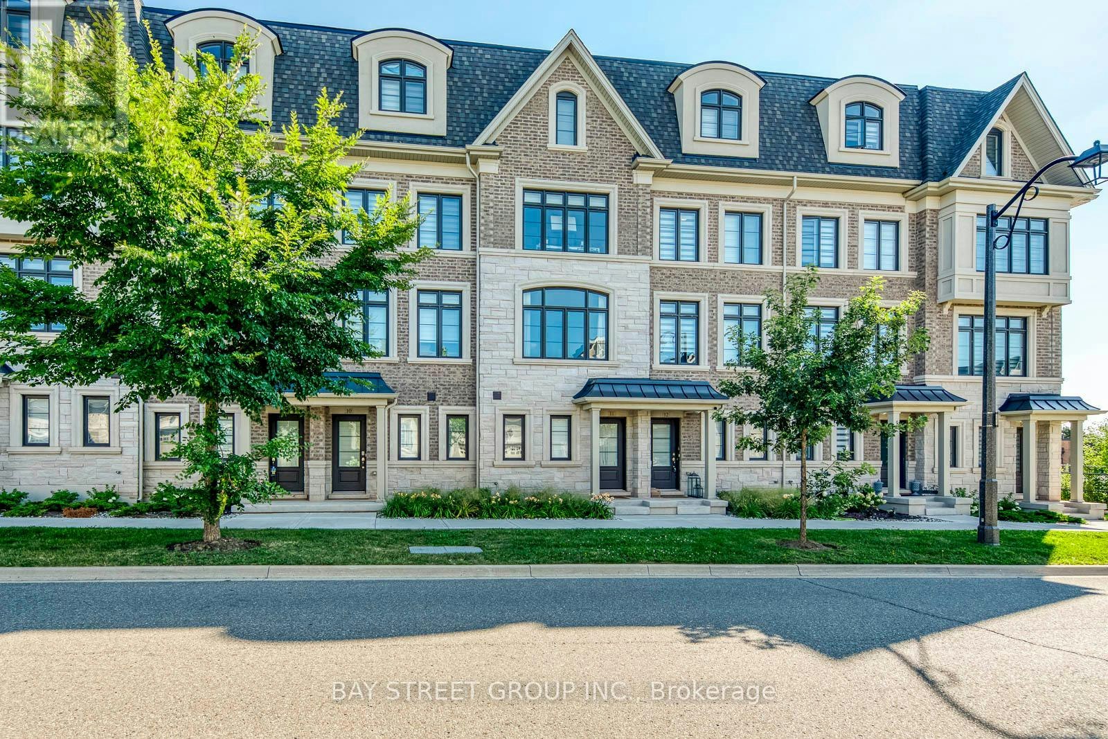 11-2119 Lillykin Street, Oakville, ON, L6H 7H2