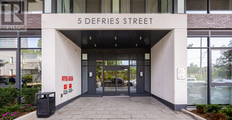 3408-5 Defries Street, Toronto, ON, M5A 0W7 - 3