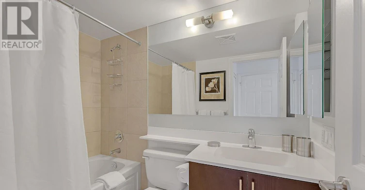 203-310 Burnhamthorpe Road W, Mississauga, ON, L5B 4P9 - 6